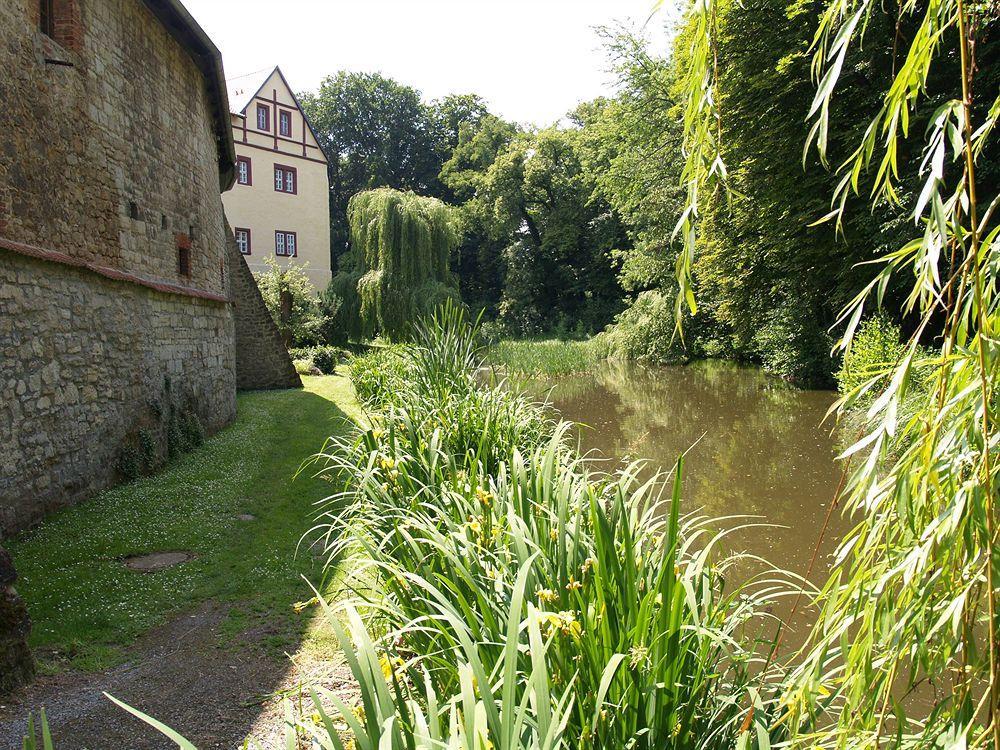 & Wasserschloss Westerburg
